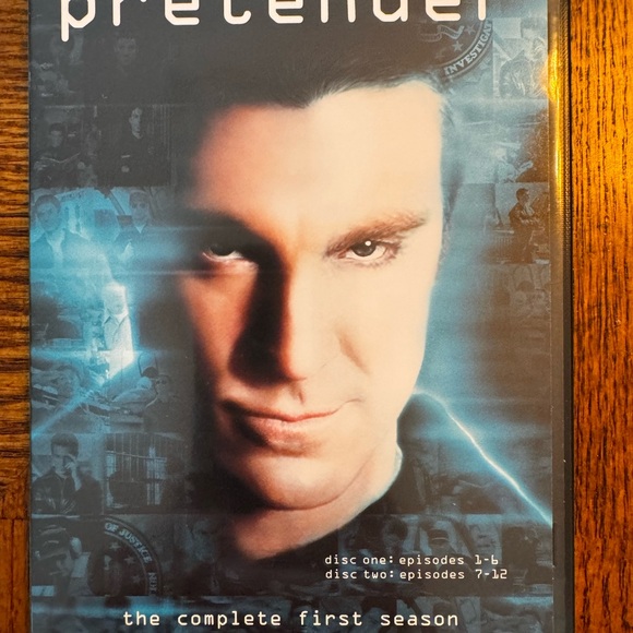 The 1st 3 Seasons of The Pretender on DVD. - Picture 4 of 13